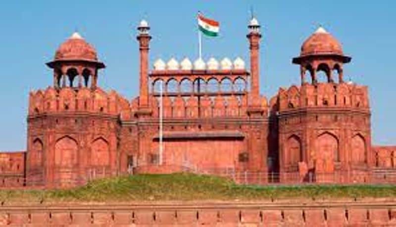 Must visit this places in delhi know full details are here