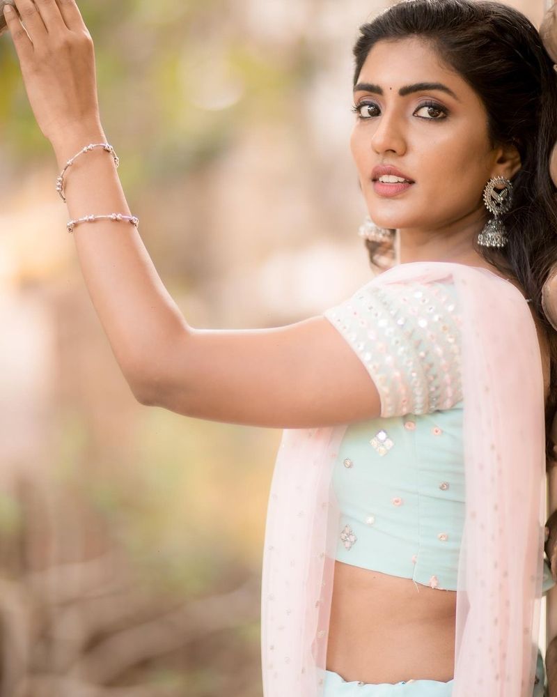 eesha rebba belly and back show fire on internet latest photos goes viral