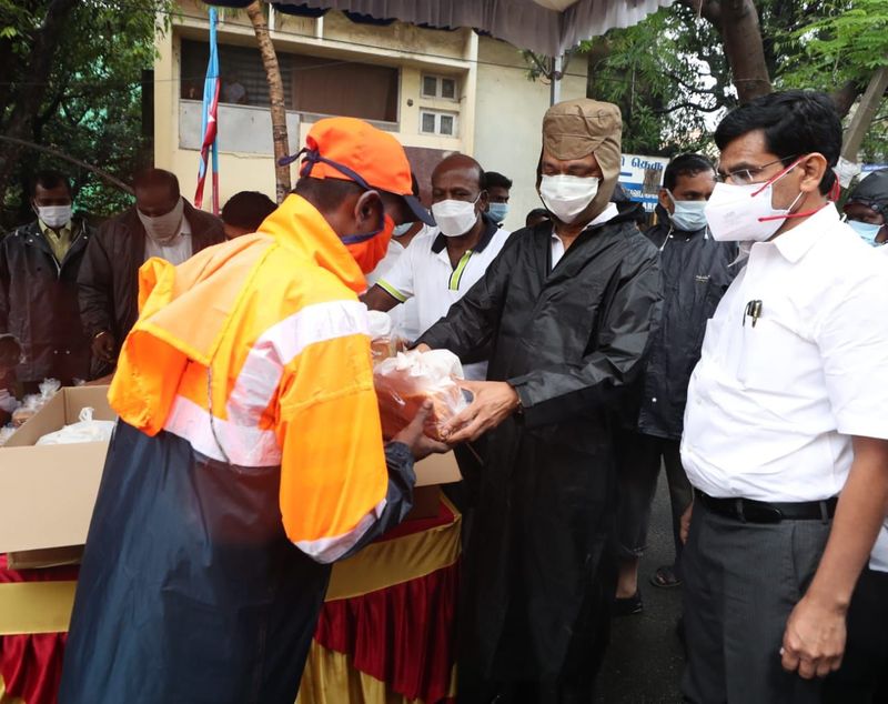 Chief Minister Stalin on a mission to rescue people from the floods in Chennai