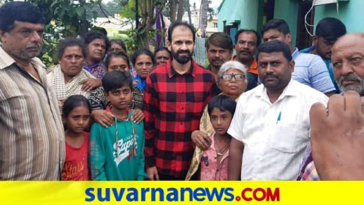 Raghavendra Rajkumar visits Puneeth Rajkumars fan house who commited suicide recently dpl Raghavendra Rajkumar visits Puneeth Rajkumars fan house who commited suicide recently dpl