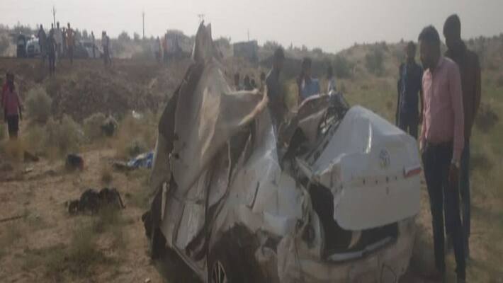 rajasthan 5 people dead in car accident in jaisalmer, cm Ashok Gehlot expressed grief stb rajasthan 5 people dead in car accident in jaisalmer, cm Ashok Gehlot expressed grief stb