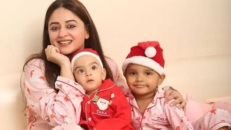 Balika Vadhu actress Mahi Vij Attend Karanvir Bohra Daughters Birthday Party with her Baby Tara kpg