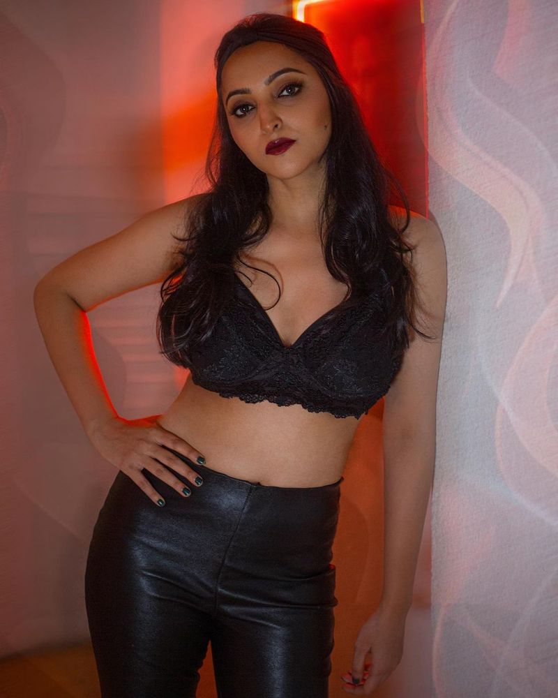 Kannada Actress meghana gaonkar photoshoot Viral In social Media