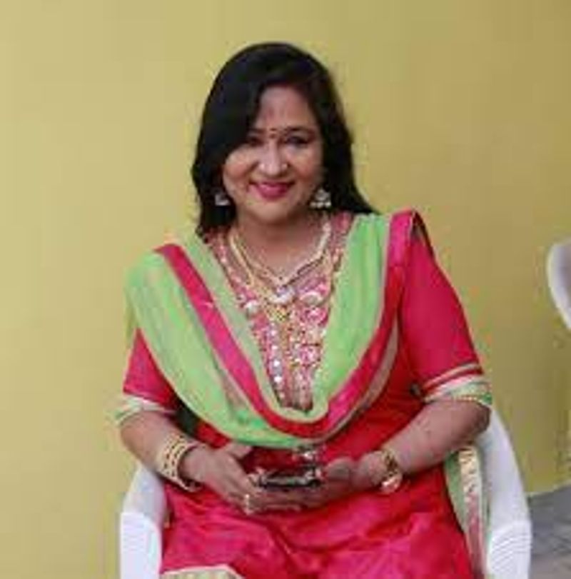 bigg boss telugu 5 manas mother shocking comments on marriage with priyanka singh