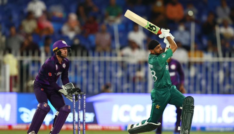 T20 World Cup Harsha Bhogle selects his T20 side from super 12