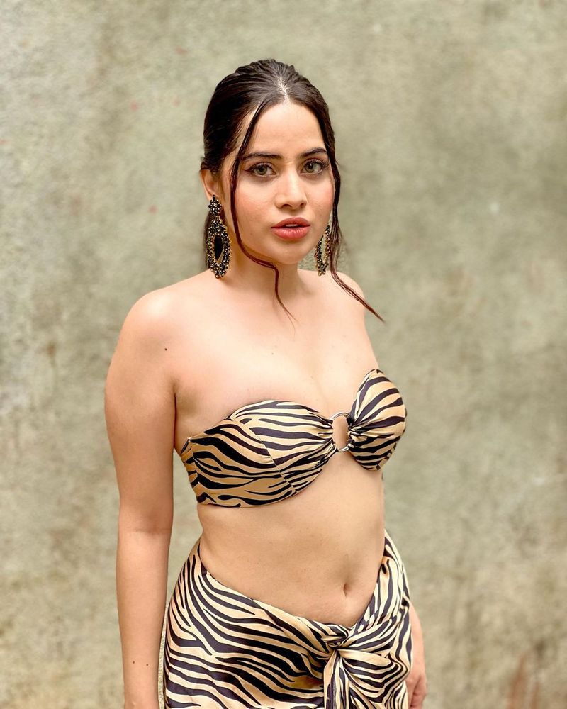 Bigg Boss OTT fame Urfi Javed in Bold Look goes viral Social Media mah