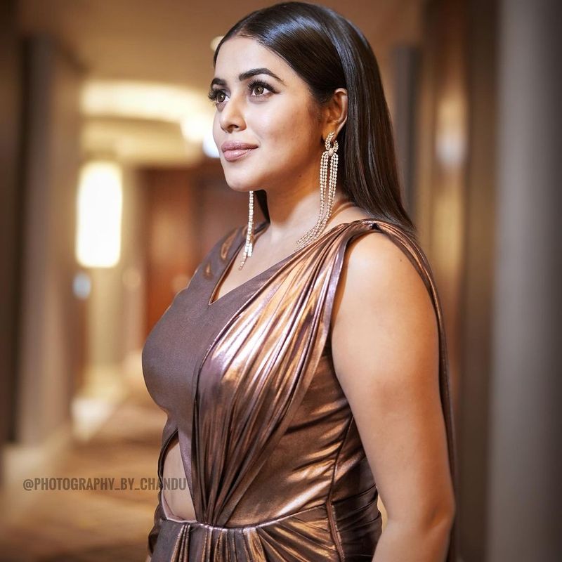 poorna hottest stunning photos raise heat on fans pics trending