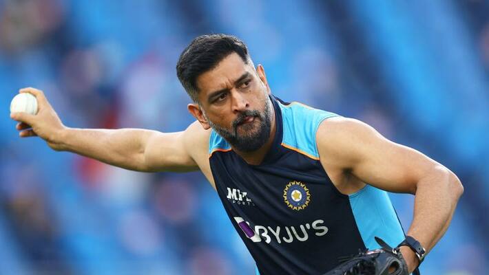 Sakshi Dhoni shared Mahendra Singh Dhoni picture on on Instagram-mjs Sakshi Dhoni shared Mahendra Singh Dhoni picture on on Instagram-mjs