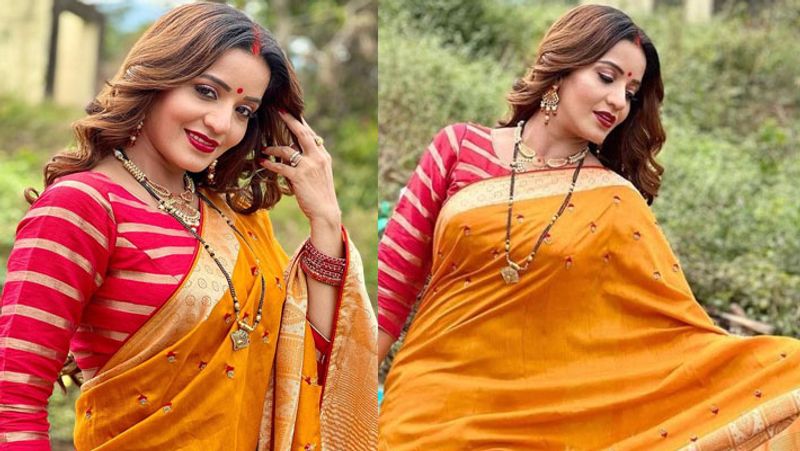 Chhath 2021 bhojpuri actress monalisa ready for chhath puja, share photos of festival celebration entertainment news KPJ