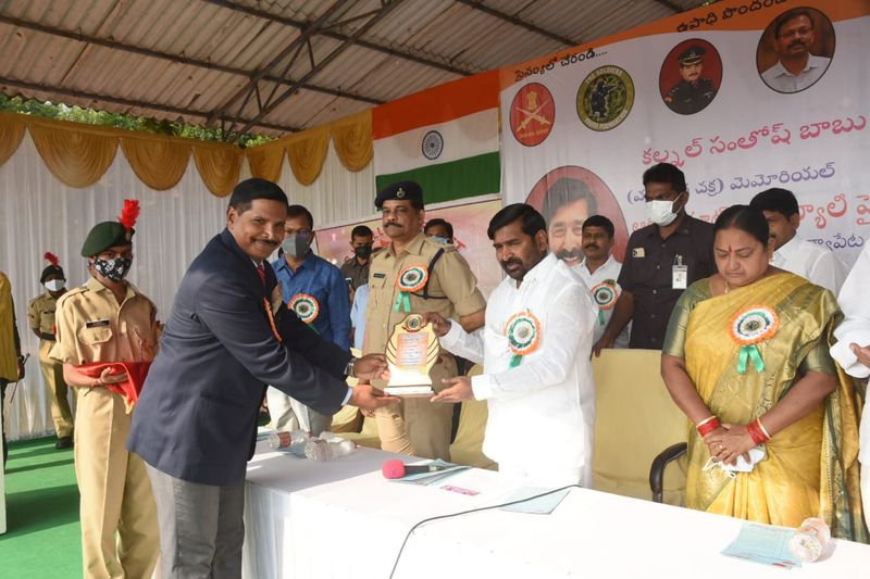 minister jagadish reddy launched pre army recruitment rally in suryapet