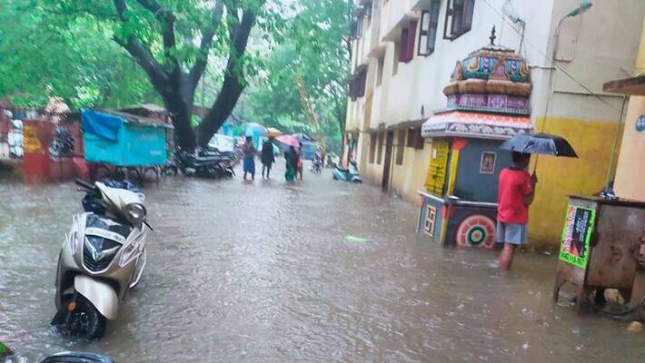 Heavy Rains in Tamilnadu: Red alert issued till Nov 11; toll rises to 5 Heavy Rains in Tamilnadu: Red alert issued till Nov 11; toll rises to 5