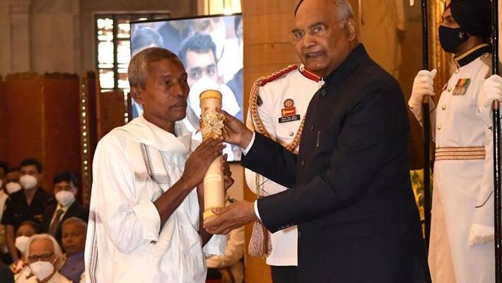 Orange seller Harekala Hajabba wins Padma Shri Orange seller Harekala Hajabba wins Padma Shri