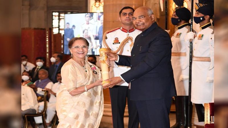 Kangana Ranaut adnan sami karan johar ekta kapoor honoured with padam shri award see pic here NTP
