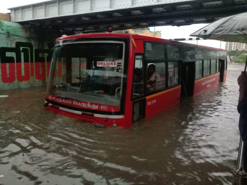 Chennai submerged in heavy rains Chief Minister Stalin coordinated relief work in Chennai city