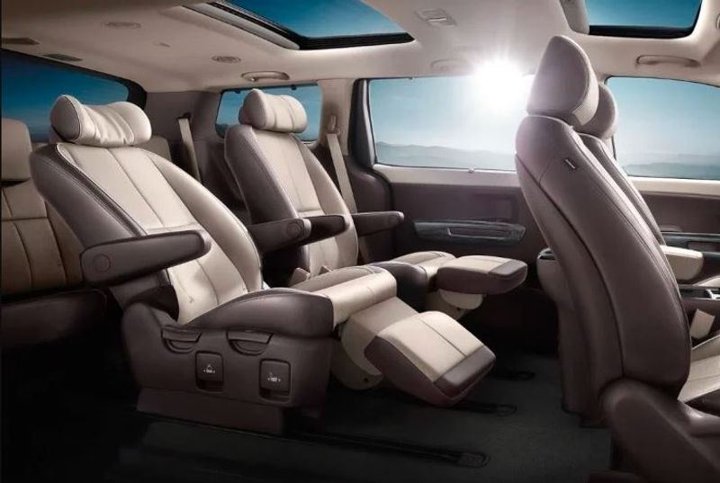 Kia Carnival 6-seater variant launched, 9-seater discontinued, know price and features