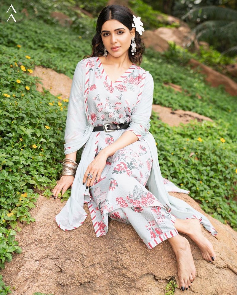 After divorce Samantha celebrate his her birthday Photo goes viral