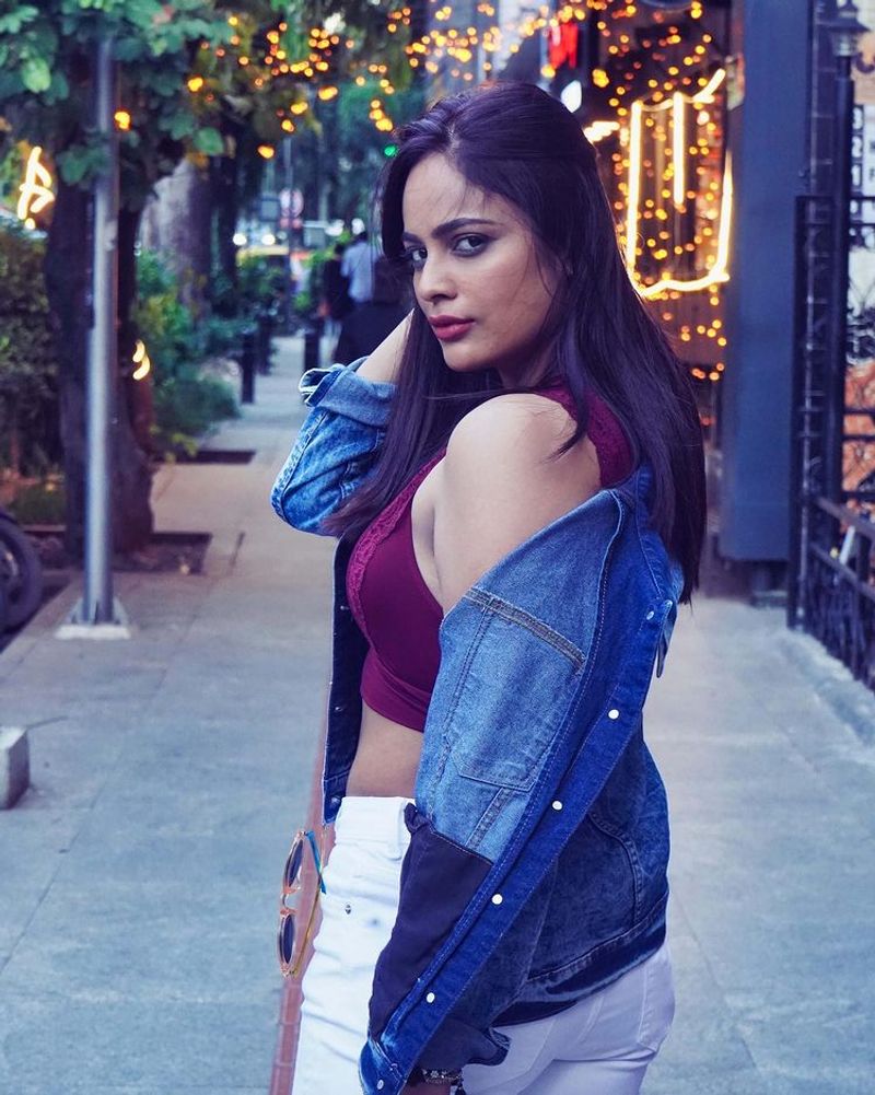 Actress nandita swetha latest over load hot photo goes viral