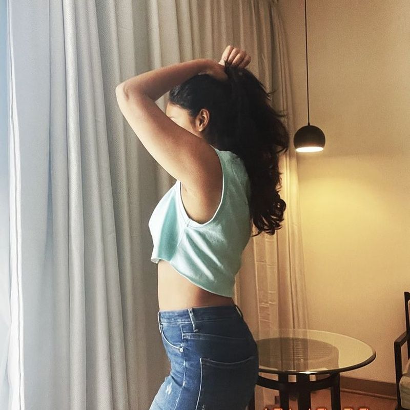 Actress nandita swetha latest over load hot photo goes viral