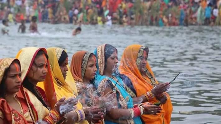 Chhath Puja 2021 Know preparations for Delhi Noida and Ghaziabad police made arrangements in Delhi NCR UDT Chhath Puja 2021 Know preparations for Delhi Noida and Ghaziabad police made arrangements in Delhi NCR UDT