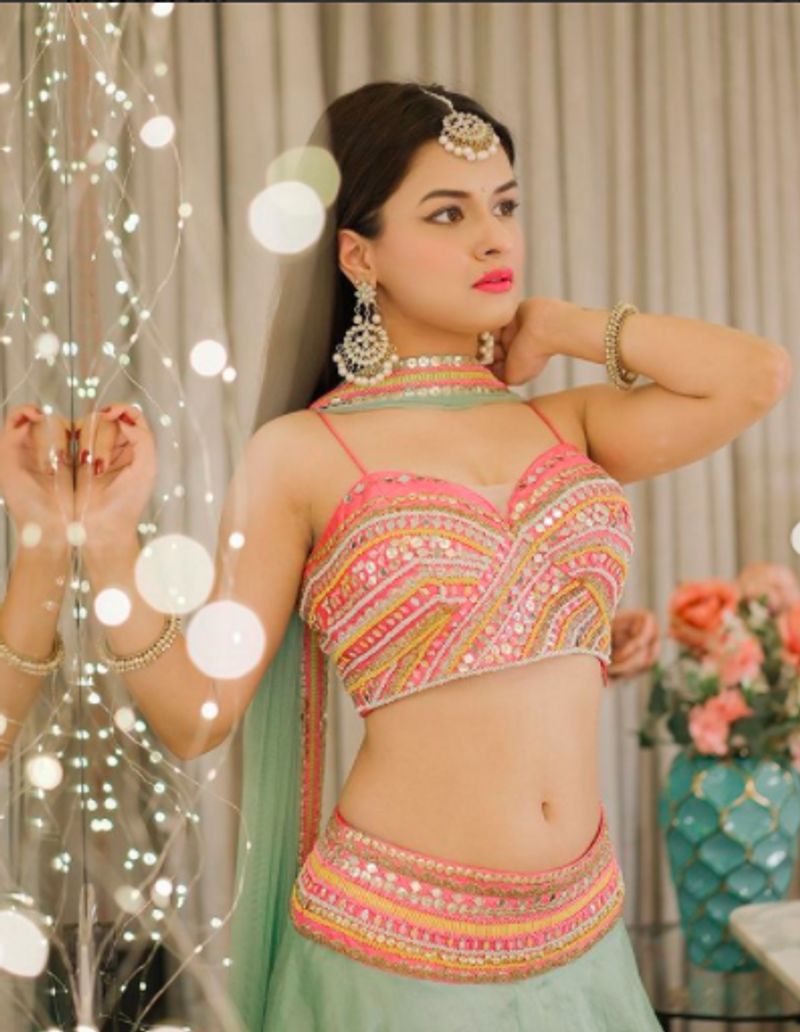 Tiku Weds Sheru Kangana Ranaut shares first look of Nawazuddin Siddiqui Avneet Kaurs film dpl