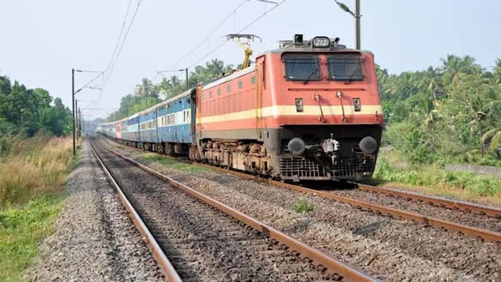 Railway Inquiry, Western Railway canceled many trains from December to February KPA Railway Inquiry, Western Railway canceled many trains from December to February KPA