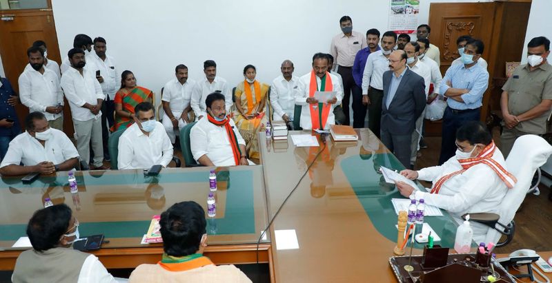 huzurabad bypoll... eatala rajender takes oath mla telangana assembly