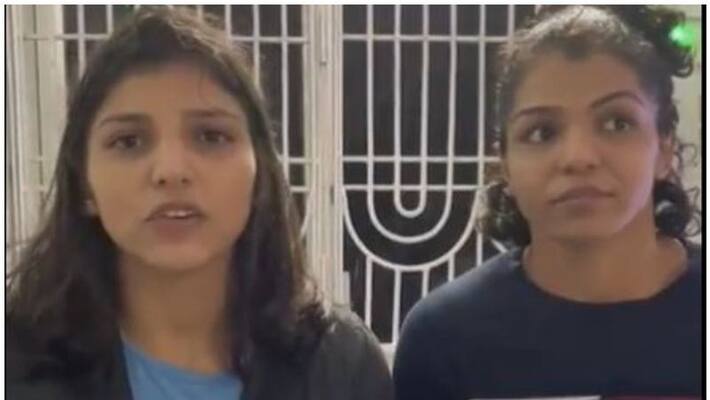 not true.. wrestler nisha dahiya not died.. responds on fake news not true.. wrestler nisha dahiya not died.. responds on fake news