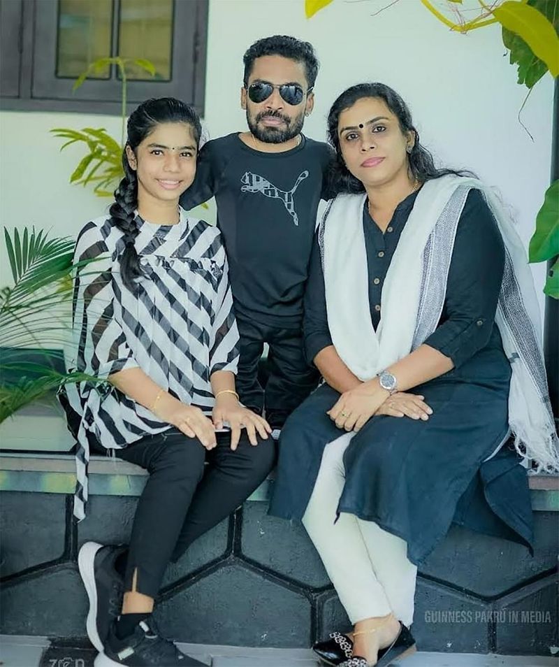 actor Guinness Pakru family and daughter photo goes viral