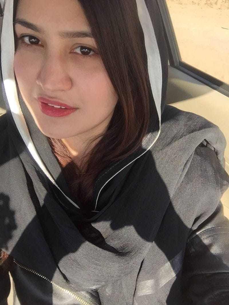 Pakistan Cricket Fan Ayesha Tahir upload topless photos in Social Media mah