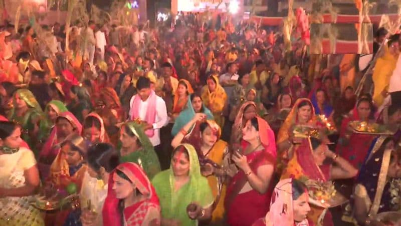 Chhath Puja 2021 Delhi Mumbai Kolkata Patna Ranchi See pictures and offer Arghya rising sun UDT