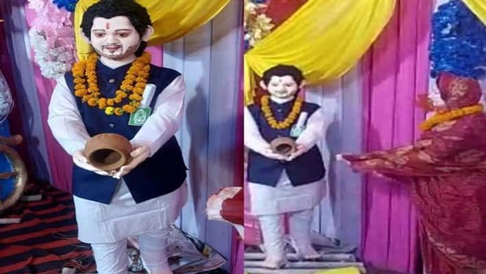 Chhath puja 2021 Bihar Patna statue of tejashwi yadav installed in chhath pandal people told insult rjd mla reply UDT Chhath puja 2021 Bihar Patna statue of tejashwi yadav installed in chhath pandal people told insult rjd mla reply UDT