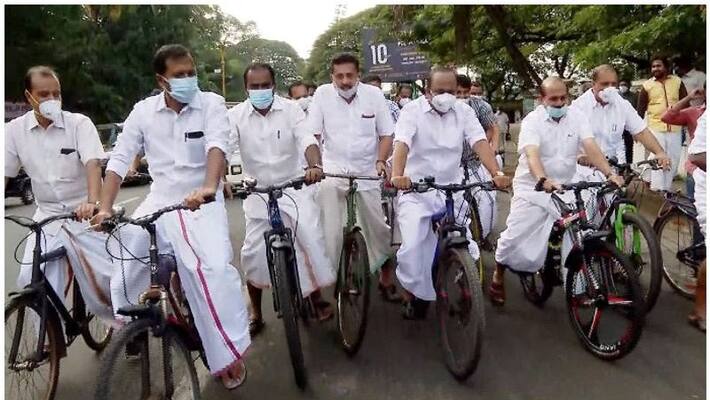 udf cycle march to kerala niyamasabha against fuel tax udf cycle march to kerala niyamasabha against fuel tax