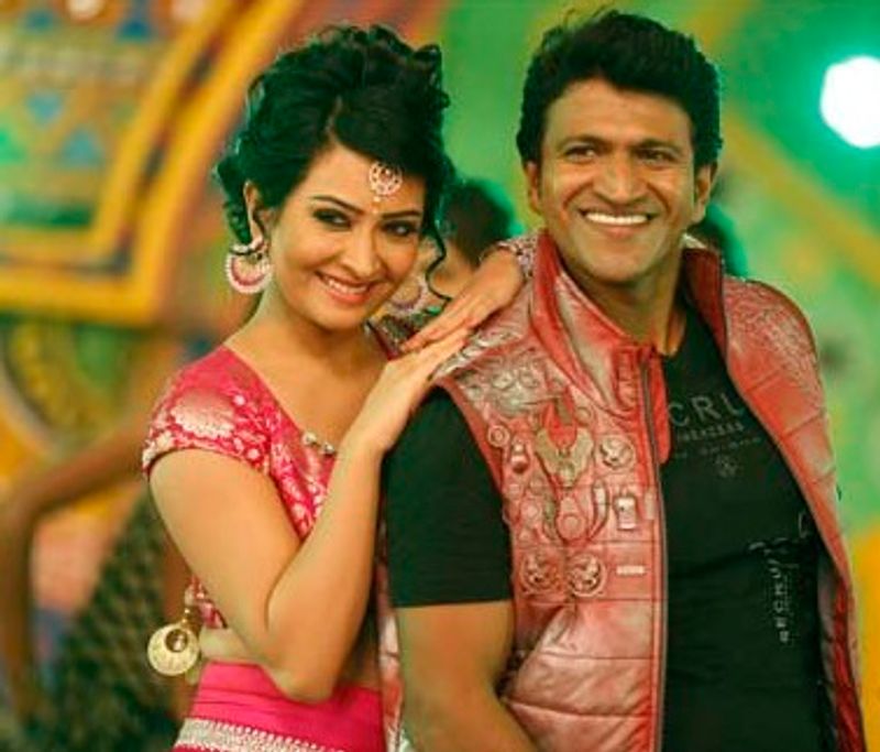 Kannada Radhika Pandit clarifies the fake and negative comments about Puneeth Rajkumar post vcs