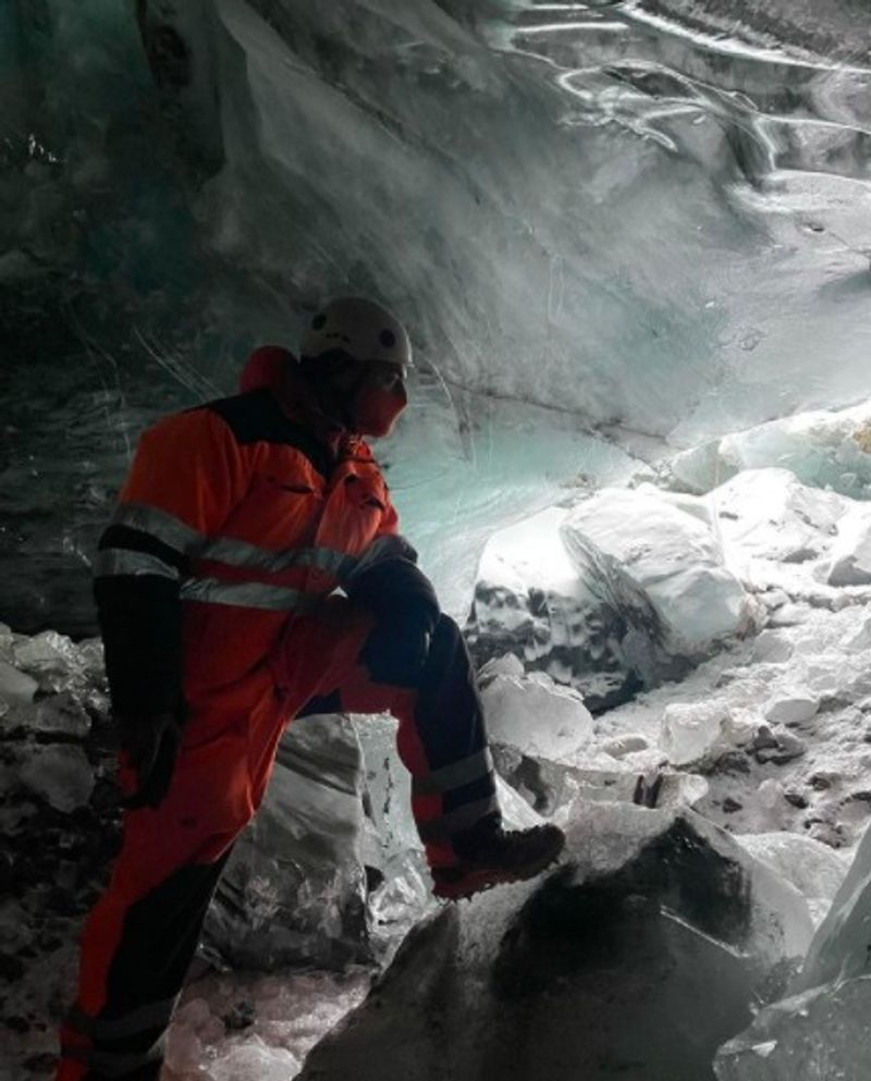 dev Iceland trip photos goes viral on internet bjc