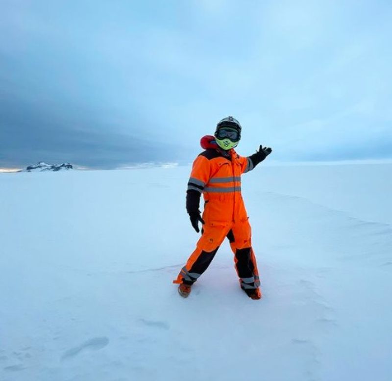 dev Iceland trip photos goes viral on internet bjc