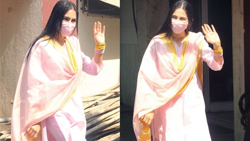 Kangana Ranaut Shilpa shetty Sara ali Khan and other Bollywood Celebs Spotted kpg