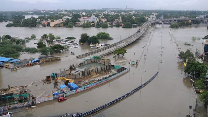 Chennai Floods: ஆபத்தில் சென்னை.. கடல் மட்டத்திற்கு கீழ் வேளச்சேரி ...