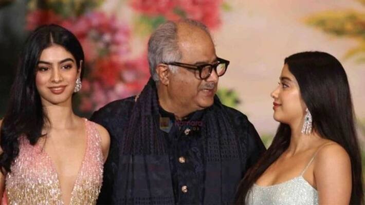 Janhvi kapoor gets jealous with khushi on papa boney kapoor birthday NTP Janhvi kapoor gets jealous with khushi on papa boney kapoor birthday NTP