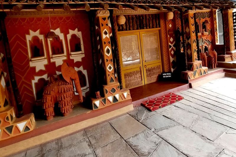madhya pradesh, PM narendra modi will attend janjatiya gaurav divas mahasammelan in bhopal, know about tribal museum stb
