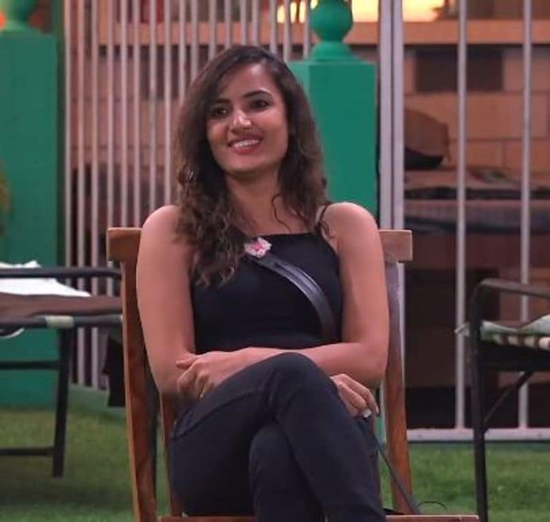 Anee Master became serious in Bigg Boss hotel task