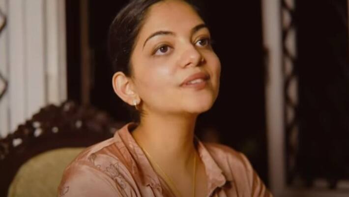 Ahana Krishna directed Thonnal unplugged video out Ahana Krishna directed Thonnal unplugged video out