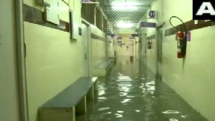 video in which esi hospital in chennai flooded with water video in which esi hospital in chennai flooded with water