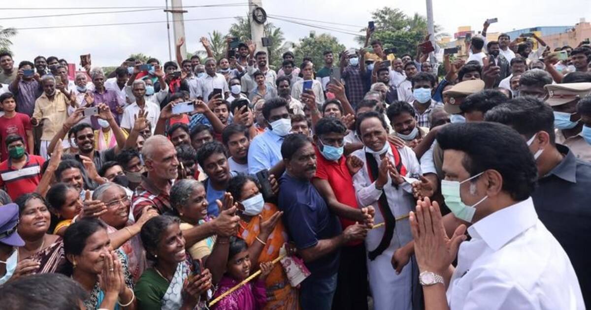 கொங்கு எங்கள் கோட்டை... ஸ்டாலினுக்கு எதிராக நடந்த சம்பவம்... அதே மேடையில் வானதி சீனிவாசன்..!