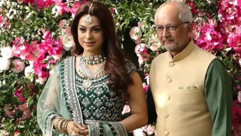 Juhi Chawla Birthday, Meet actress daughter Jhanvi and other Family members kpg