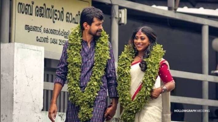 actress divya gopinath and director jubith namradath wedding pics actress divya gopinath and director jubith namradath wedding pics