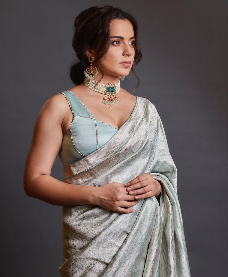 prabhas heroin kangana ranaut goes bold she rises heat in body con dress