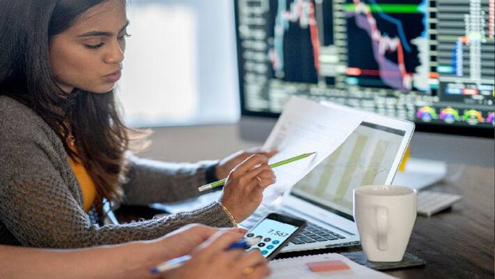 Multibagger Stock : 35 paise share made owner of Rs 4 crore in two and a half years Multibagger Stock : 35 paise share made owner of Rs 4 crore in two and a half years
