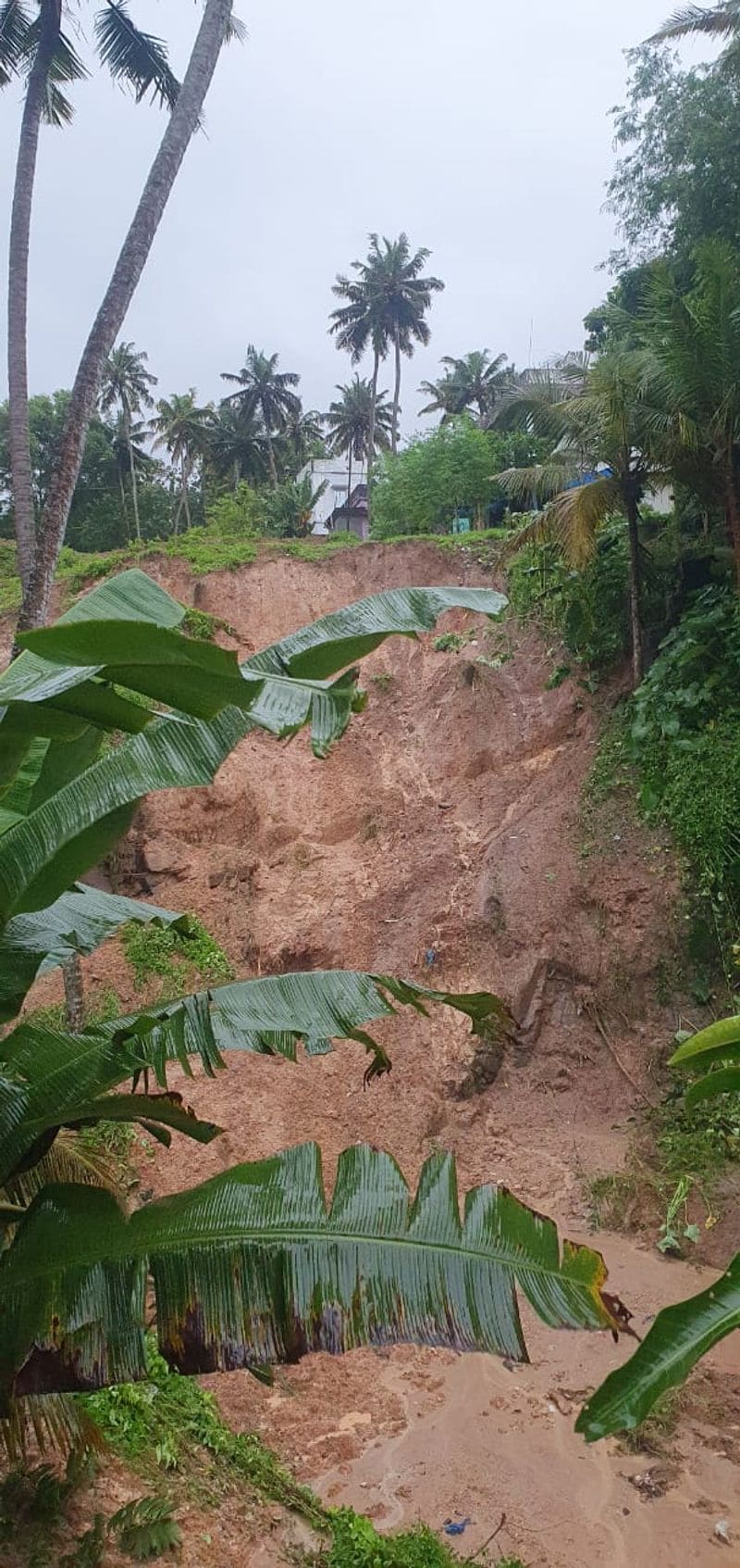 Rain Updates two day alert in Kerala train canceled