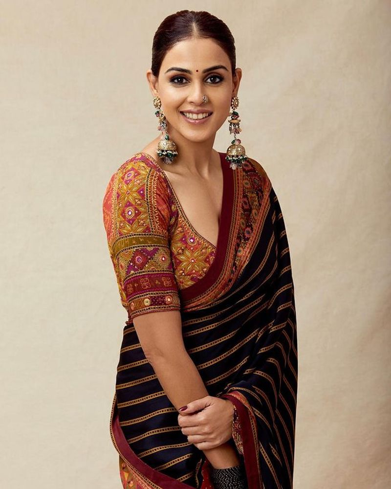 Bommarillu Actress Genelia latest saree look photos