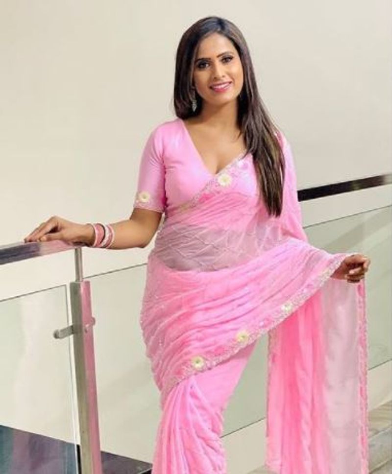 Anchor Prashanthi shocking comments on Shanmukh